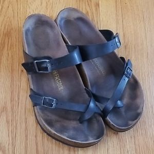 Well loved Birkenstock sandals - Size 42 or 11